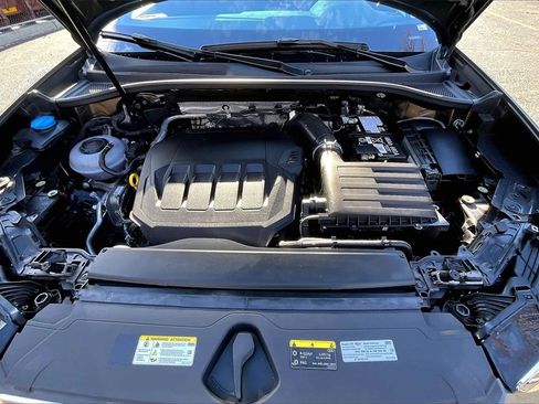 Certified 2024 Audi Q3 2.0T Premium w/ Convenience Package image 30