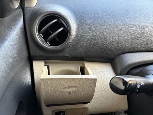 Used 2007 Toyota Yaris Sedan image 9