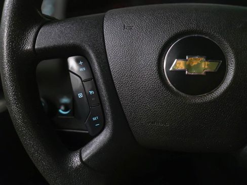 Used 2021 Chevrolet Express 2500 135''WB Low Roof 6.6L V8 Miniv w/ Driver Convenience Package image 19