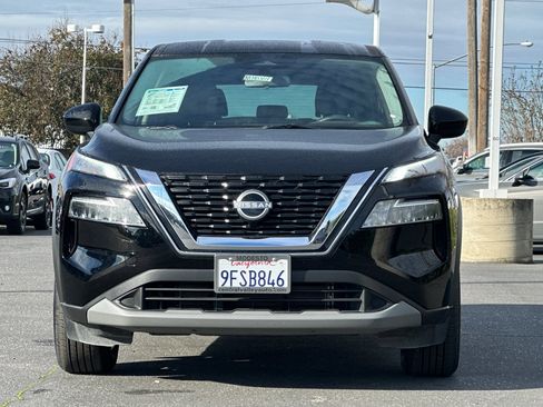 Certified 2023 Nissan Rogue SV image 9