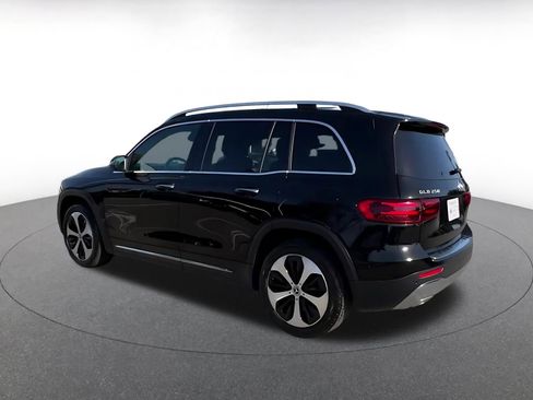 Used 2025 Mercedes-Benz GLB 250 4MATIC image 10