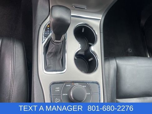 Used 2022 Jeep Grand Cherokee Limited AWD/4WD image 17