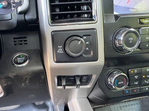 Used 2021 Ford F350 Lariat AWD/4WD image 23