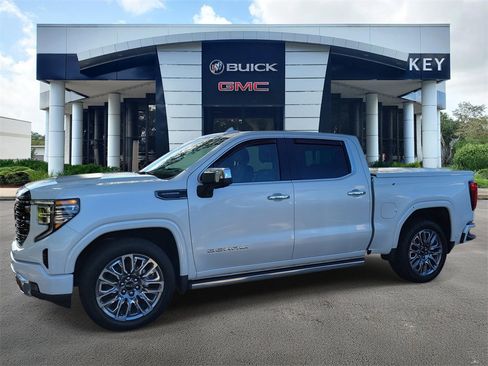 Certified 2023 GMC Sierra 1500 Denali Ultimate image 11