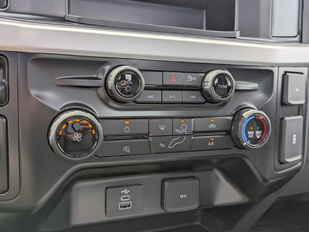 New 2026 Ford F450 XL w/ XL Chrome Package RWD image 10