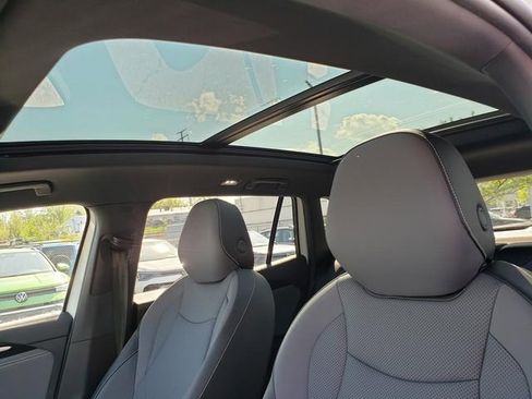 New 2026 Volkswagen Tiguan SE R-Line AWD/4WD image 7