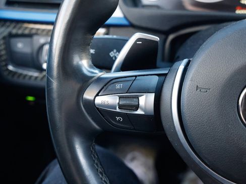 Used 2018 BMW 340i xDrive Sedan w/ Premium Package image 31