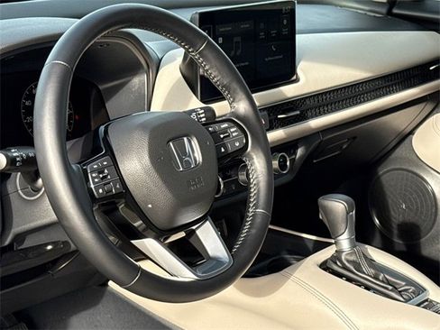 Used 2026 Honda HR-V EX-L image 18