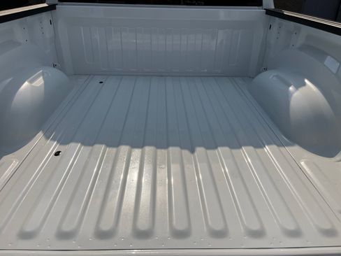 New 2026 RAM 1500 Express AWD/4WD image 25