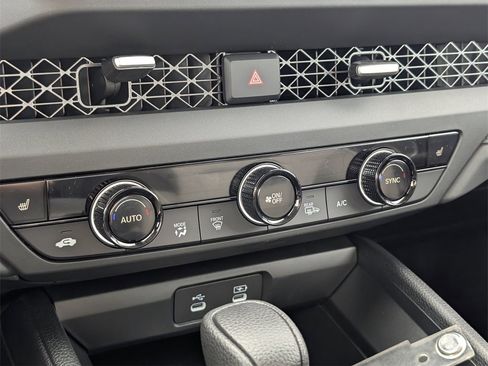 New 2025 Honda Accord SE image 18