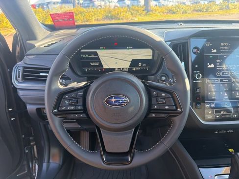 Certified 2025 Subaru Forester Premium AWD/4WD image 30
