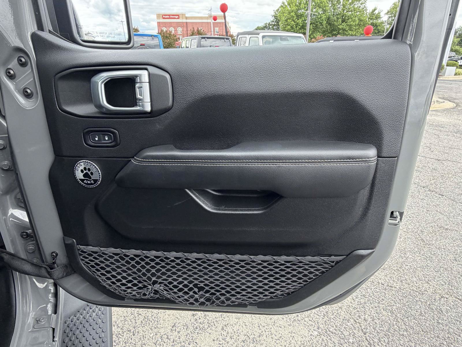 Used 2021 Jeep Wrangler Unlimited Sahara AWD/4WD image 34