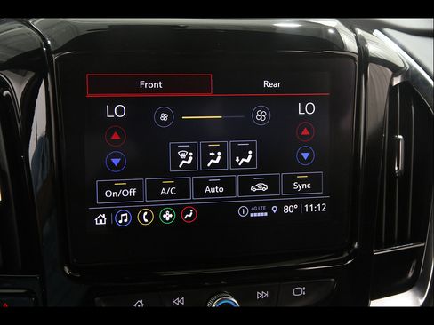 Used 2023 Chevrolet Traverse LT FWD image 13
