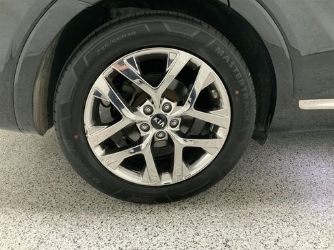 Used 2019 Kia Sorento SX AWD/4WD image 12