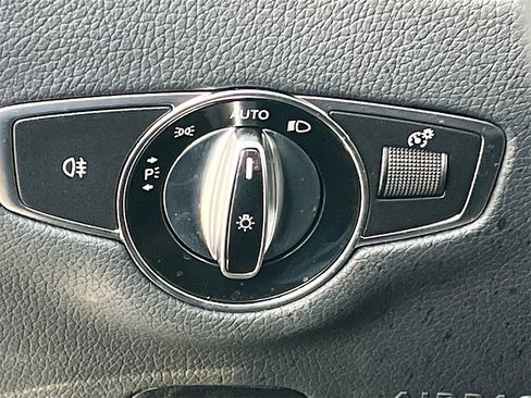 Used 2023 Mercedes-Benz E 350 4MATIC Sedan image 10