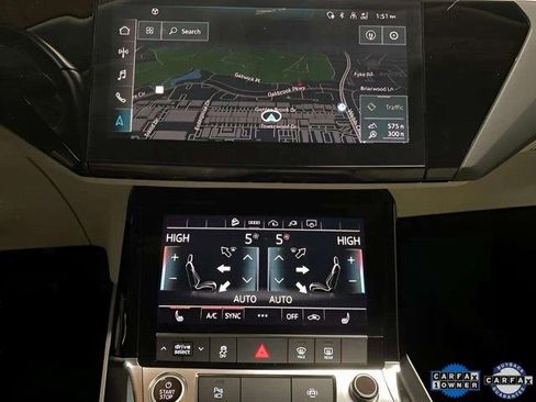 Used 2021 Audi e-tron Premium image 39