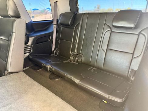 Used 2017 GMC Yukon Denali w/ Open Road Package AWD/4WD image 12