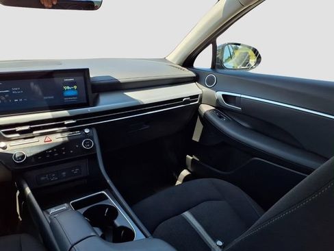 Used 2025 Hyundai Sonata SEL FWD image 13