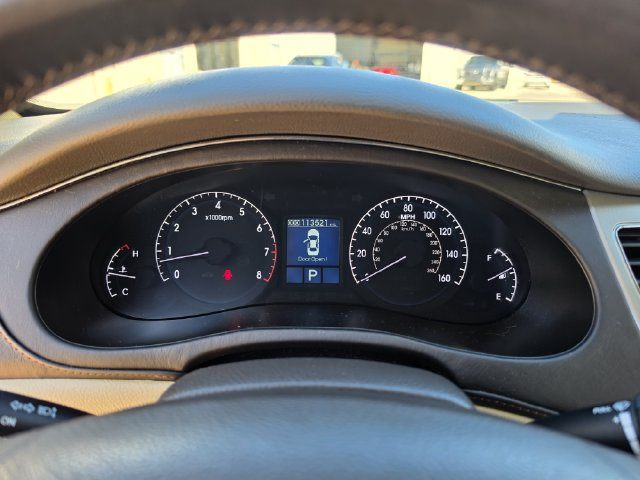 Used 2011 Hyundai Genesis 3.8 w/ Premium Navigation Pkg 3 RWD image 20