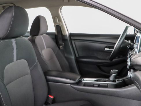 Used 2024 Nissan Sentra SV FWD image 26