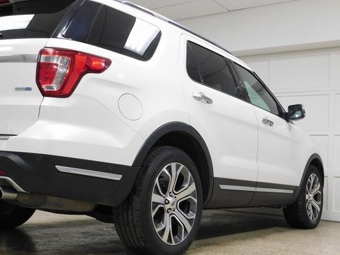 Used 2019 Ford Explorer Platinum image 92