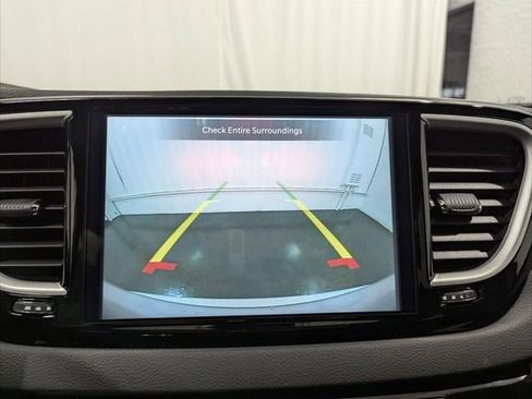 New 2026 Chrysler Voyager LX image 60