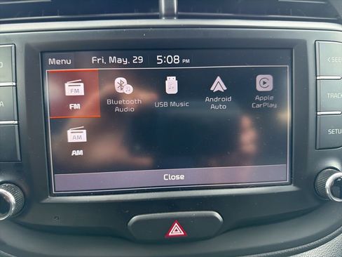 Used 2023 Kia Soul LX w/ LX Technology Package FWD image 21