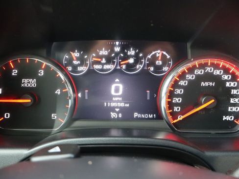 Used 2016 GMC Sierra 2500 Denali w/ Duramax Plus Package AWD/4WD image 34