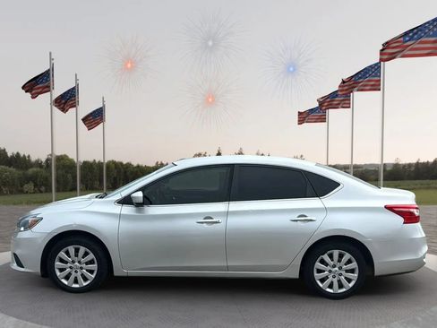 Used 2018 Nissan Sentra S FWD image 3