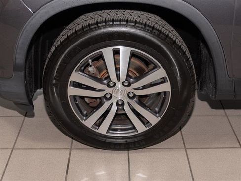 Used 2017 Honda Pilot EX-L image 5