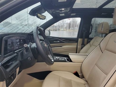 Used 2023 Cadillac Escalade ESV Premium Luxury w/ Performance Package image 16