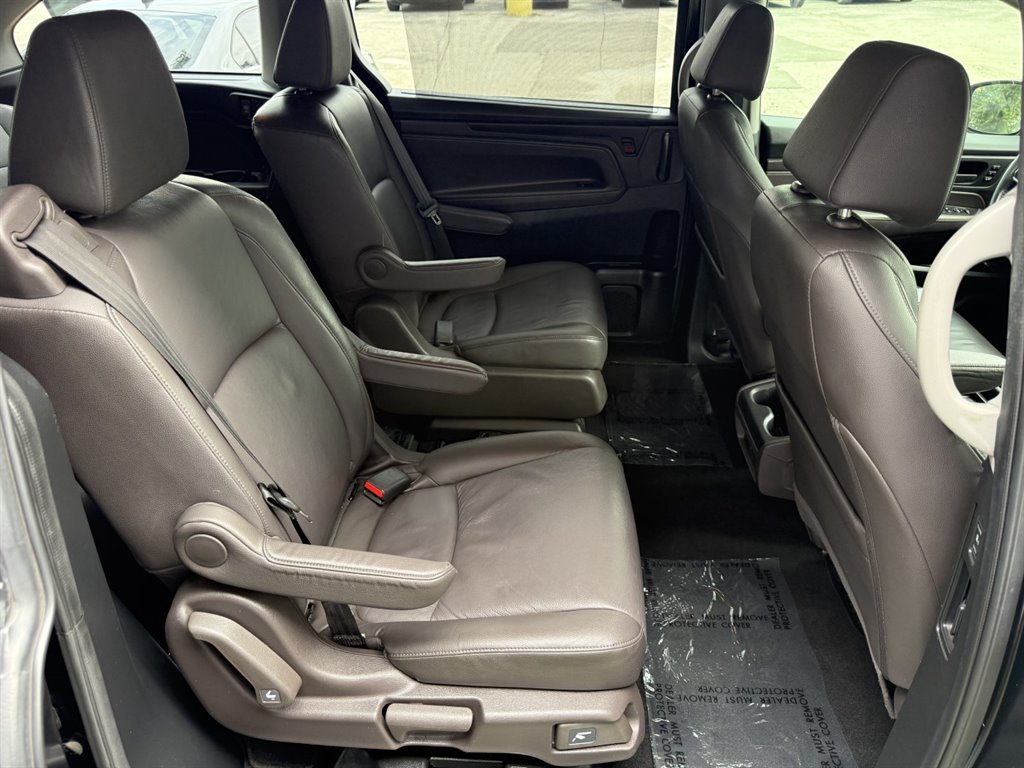 Used 2018 Honda Odyssey EX-L image 19