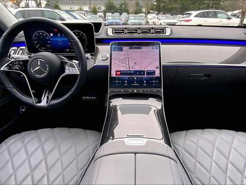 Certified 2022 Mercedes-Benz S 580 4MATIC Sedan image 15