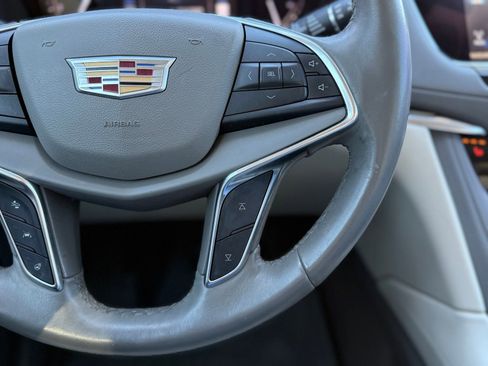 Used 2017 Cadillac XT5 Luxury w/ Driver Awareness Package image 26