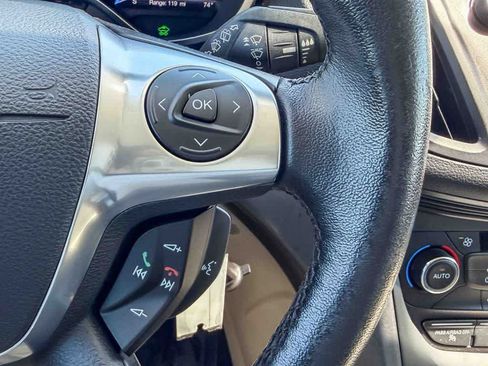 Used 2017 Ford C-MAX SE w/ Cargo Management Package FWD image 22