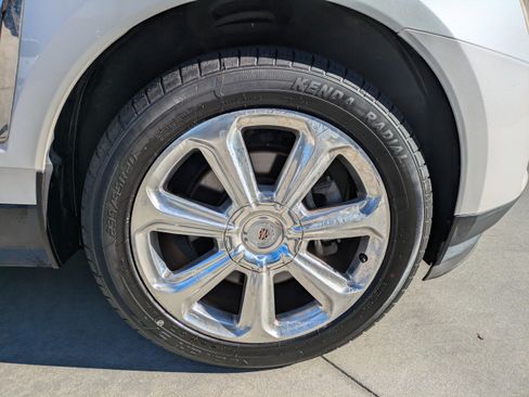 Used 2015 Cadillac SRX Performance w/ Driver Awareness Package image 8