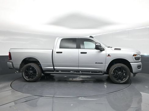 New 2026 RAM 2500 Big Horn AWD/4WD image 9