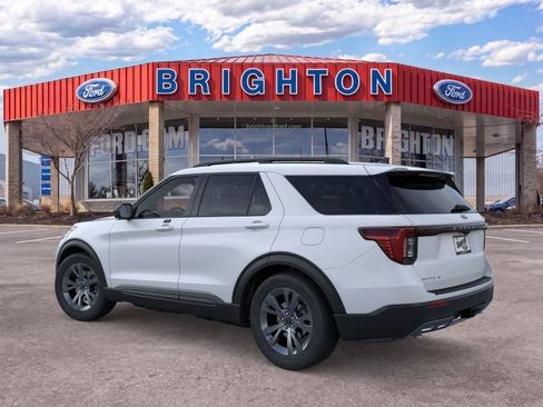 Used 2026 Ford Explorer Active w/ Active Comfort Package AWD/4WD image 7