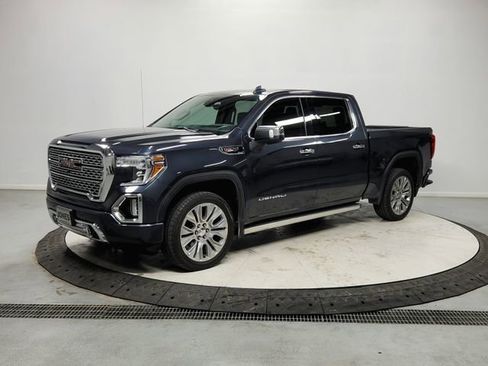 Used 2022 GMC Sierra 1500 Denali w/ Denali Reserve Package image 3