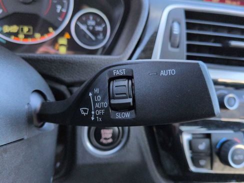 Used 2018 BMW 330i Sedan image 28