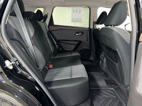 Used 2021 Nissan Rogue SV image 20