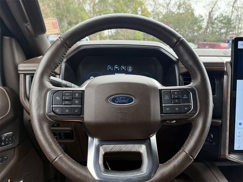 Used 2023 Ford Expedition Max King Ranch image 21