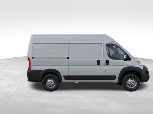New 2026 RAM ProMaster 2500 w/ Convenience Group image 21