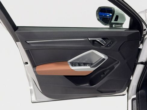 Used 2021 Audi Q3 2.0T Premium w/ Convenience Package image 16