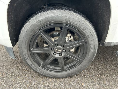 Used 2021 GMC Canyon Denali image 11