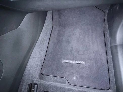 Used 2019 Hyundai Sonata Sport w/ Tech Package 03 image 8