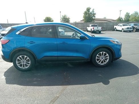 Used 2021 Ford Escape SE w/ Cold Weather Package image 8