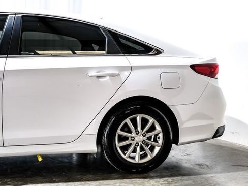 Used 2019 Hyundai Sonata SE image 15