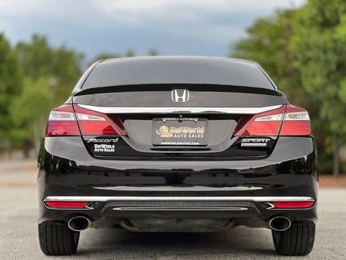 Used 2017 Honda Accord Sport Special Edition image 6