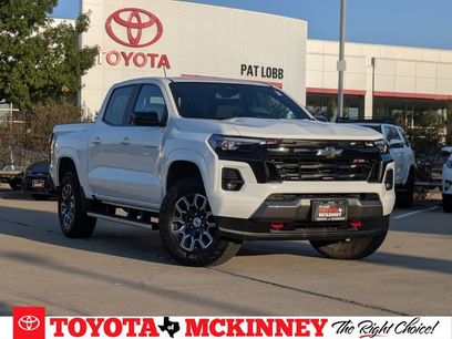 Used 2023 Chevrolet Colorado Z71 w/ Z71 Convenience Package 2